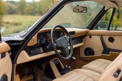 Porsche 911 SC Coupe LHD (12)