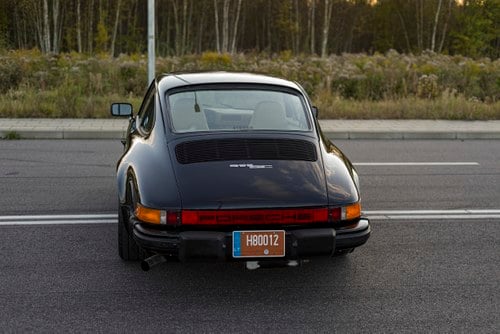 Porsche 911 SC Coupe LHD (16)