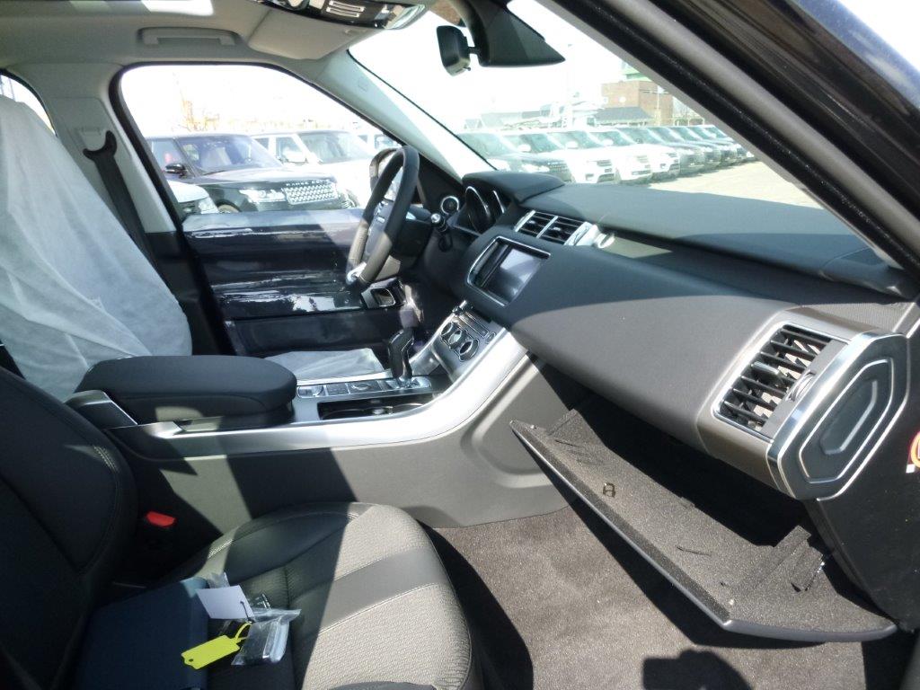 Range Rover Sport SE 3,0l TD 2016.5 (12)