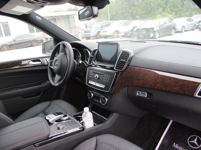 Mercedes Benz GLS450 2017 (9)
