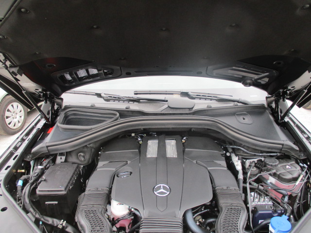 Mercedes Benz GLS450 2017 (12)