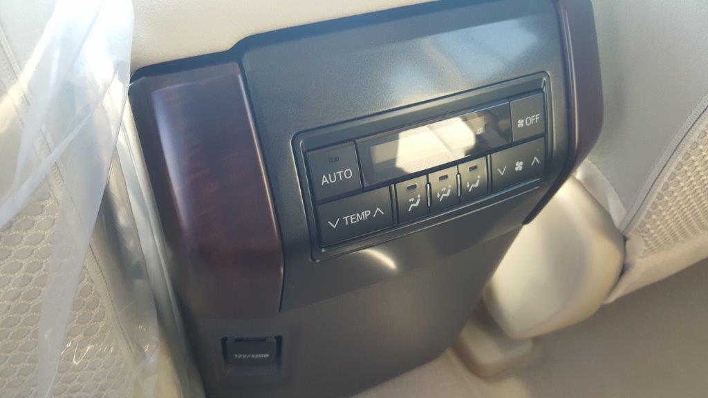 Toyota  Prado 2.7L Petrol VX 2016 (14)