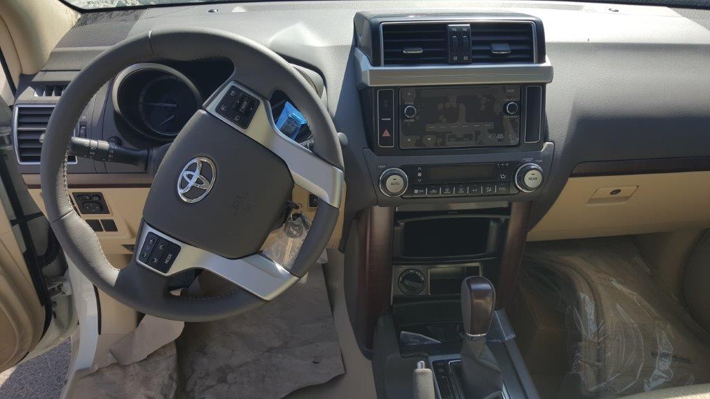 Toyota  Prado 2.7L Petrol VX 2016 (15)