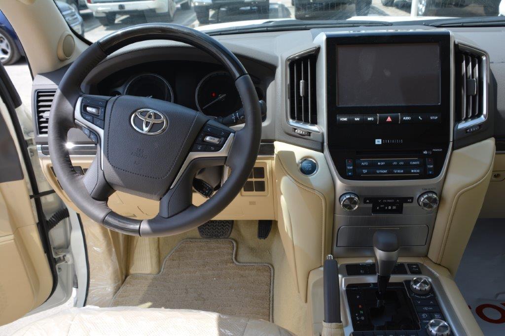 Toyota Toyota Land Cruiser 5.7L Petrol 2016 2016 (8)