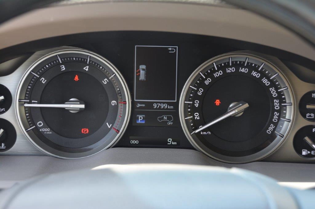 Toyota Toyota Land Cruiser 5.7L Petrol 2016 2016 (14)