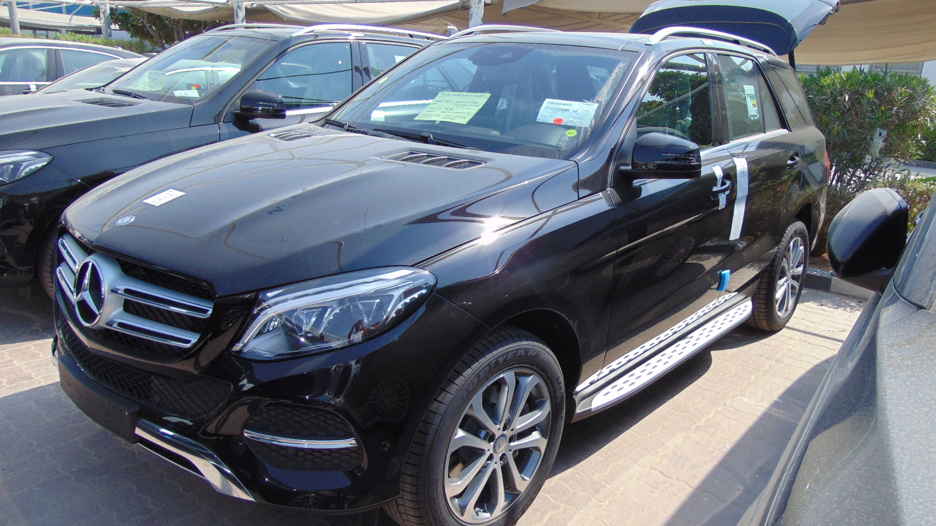 Mercedes Benz GLE400 SUV 2017 (9)