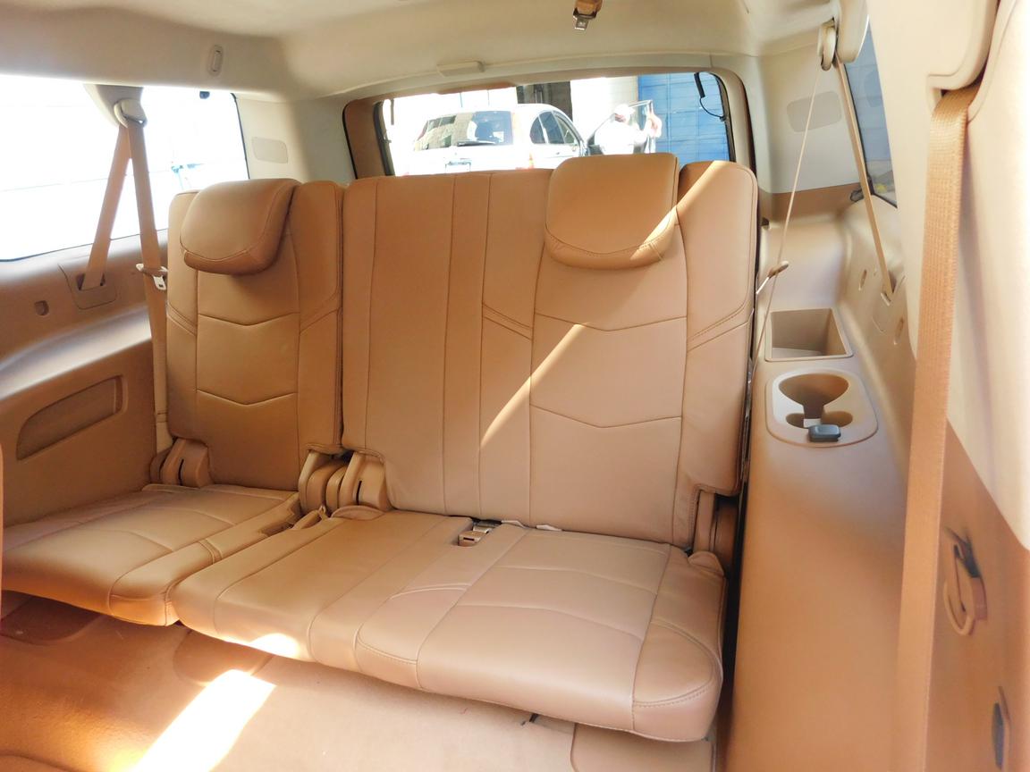 Cadillac Escalade ESV Platinum 2016 (10)