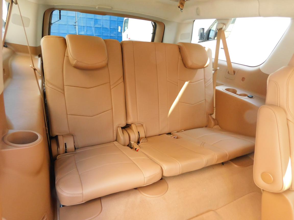 Cadillac Escalade ESV Platinum 2016 (11)