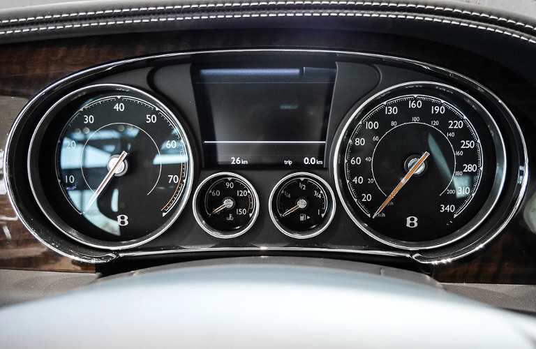 Bentley Continental GT V8 2017 (7)