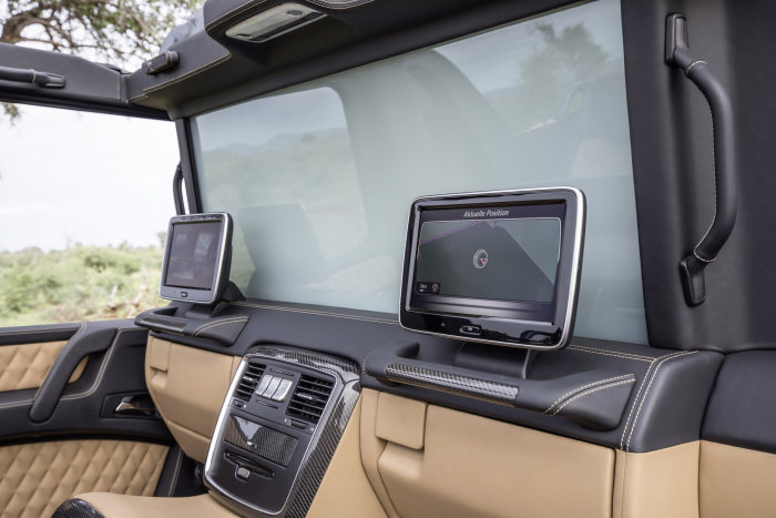Mercedes Benz Maybach G650 Landaulet 2018 (9)