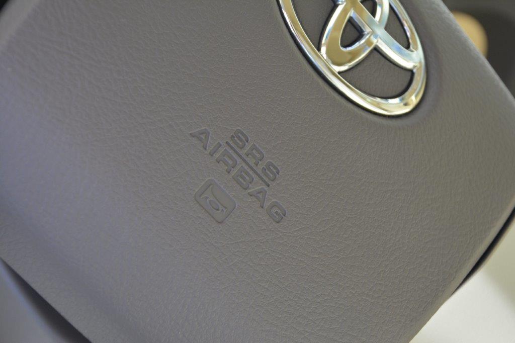 Toyota Prado 2.7l TX AT 2017 (9)