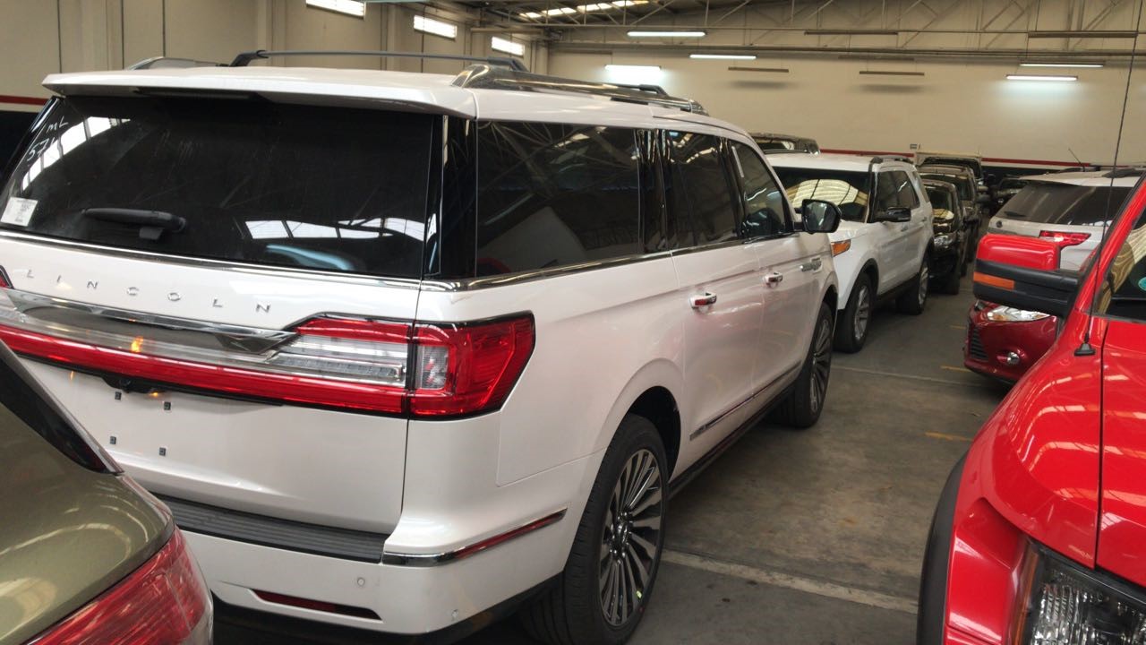 Lincoln Navigator 3,5l EcoBoost 2018 (7)