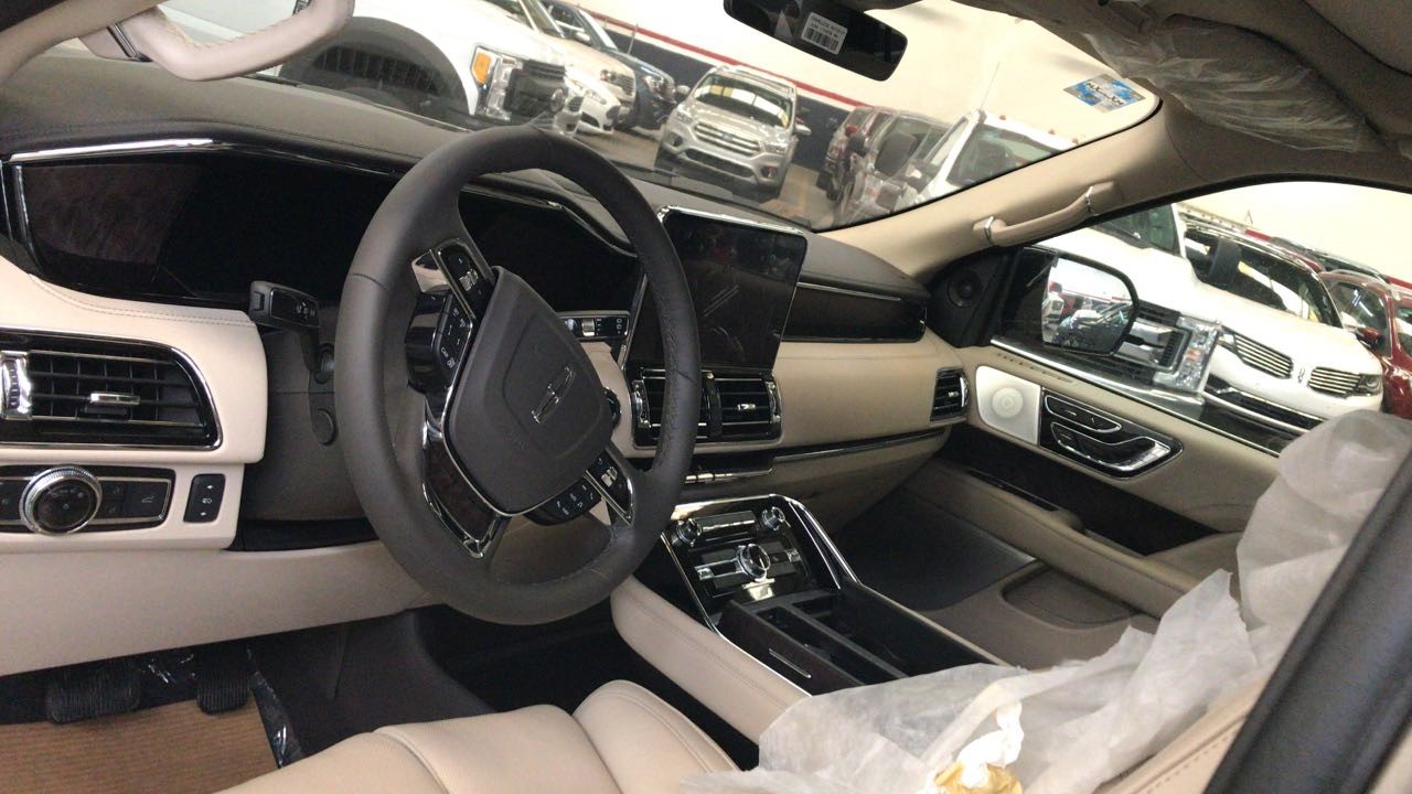 Lincoln Navigator 3,5l EcoBoost, full options 2018 (8)
