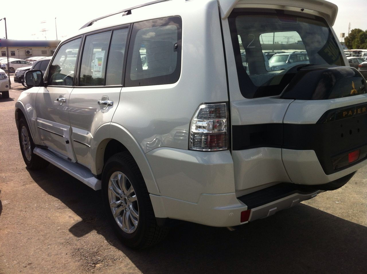Mitsubishi Pajero 3.8 GLS AT, full option 4 door New 2018 (7)