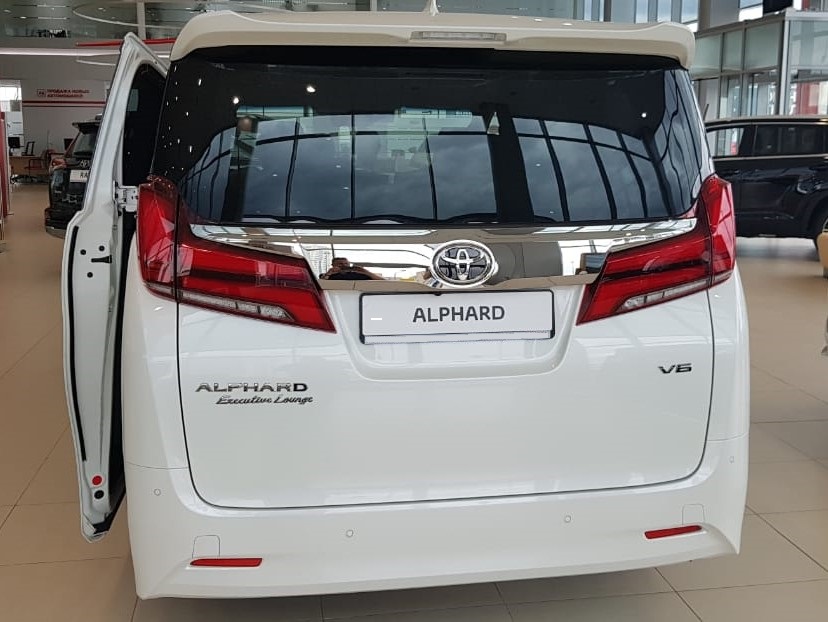 Toyota Alphard Executive Lounge 2018 (8)