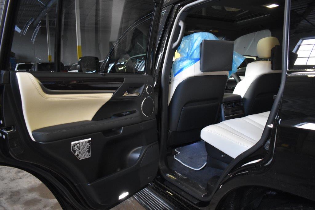 Lexus  LX570 SPECIAL EDITION NIGHTFALL 2019 (11)