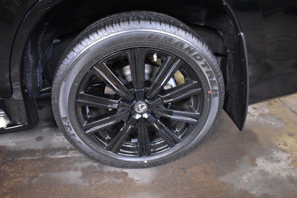 Lexus  LX570 SPECIAL EDITION NIGHTFALL 2019 (15)