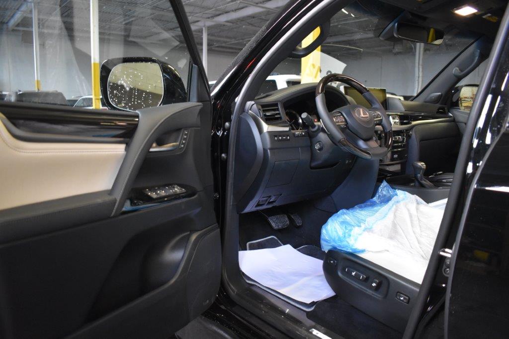 Lexus  LX570 SPECIAL EDITION NIGHTFALL 2019 (16)