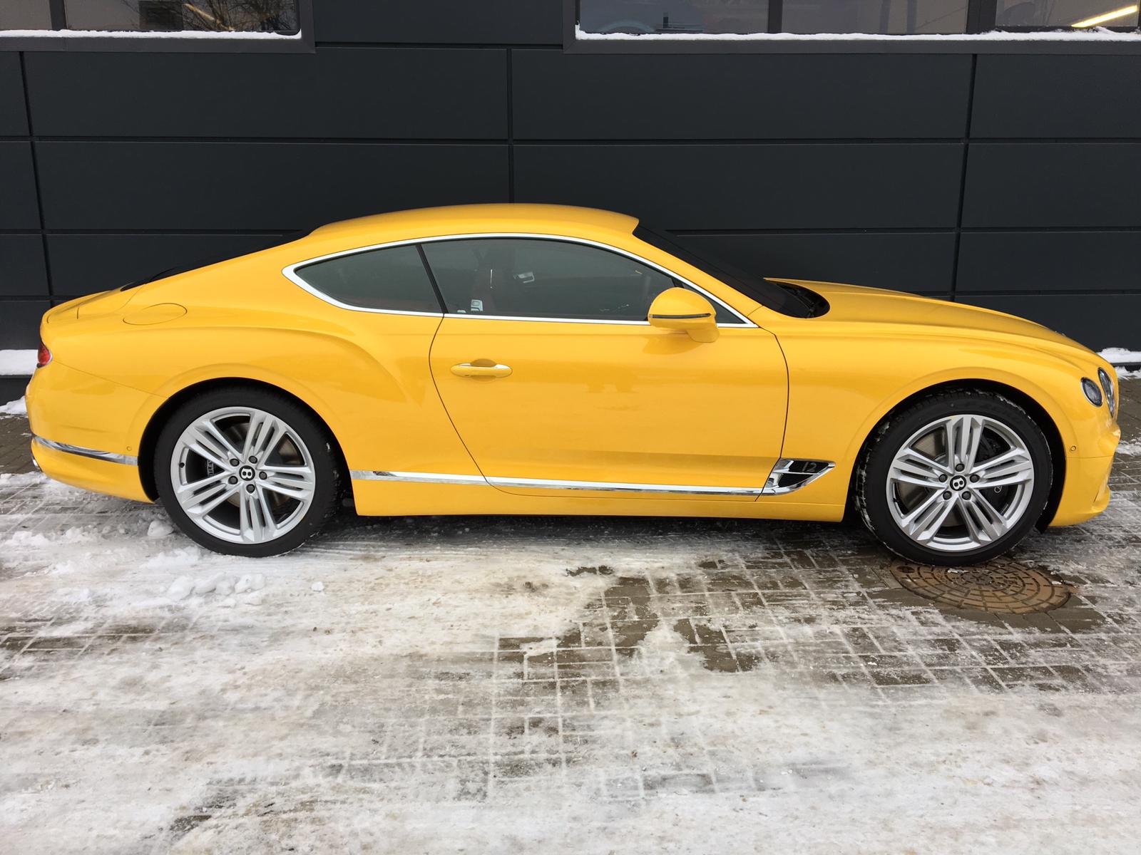 Bentley Continental GT 2019 (7)