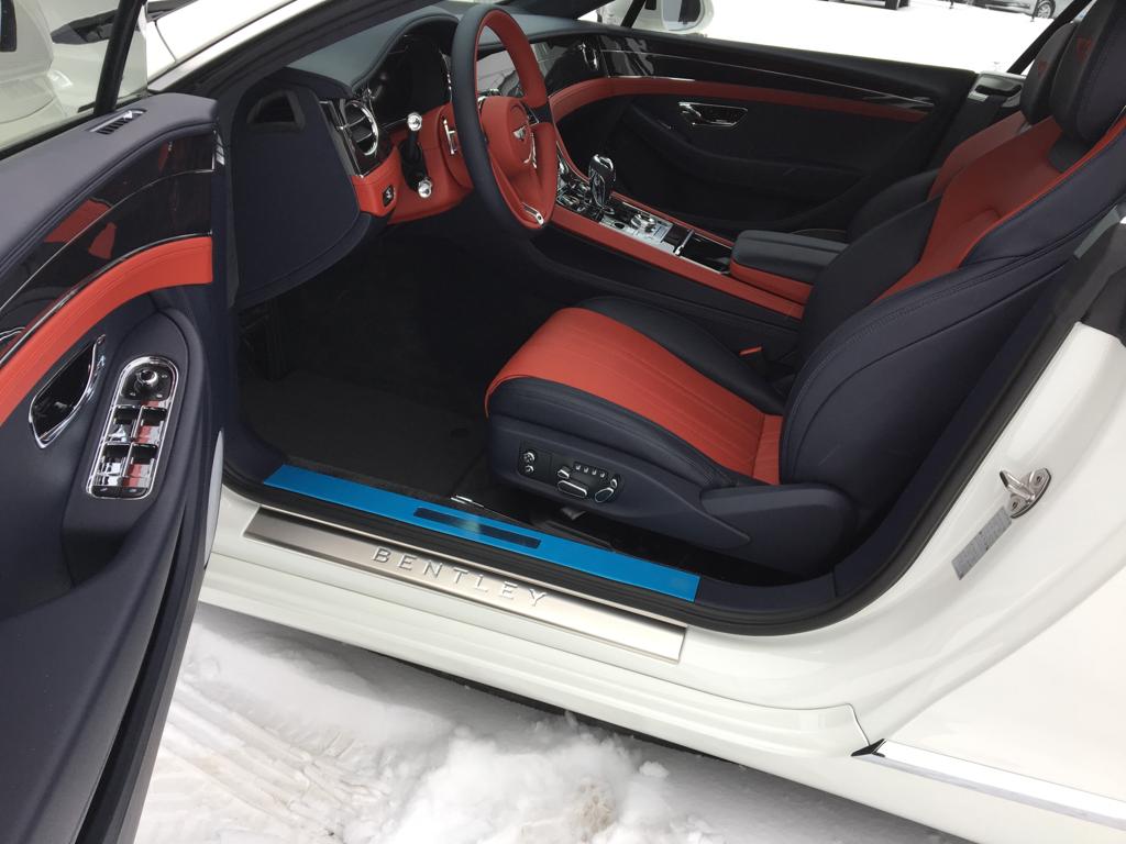 Bentley Continental GT 2019 (16)