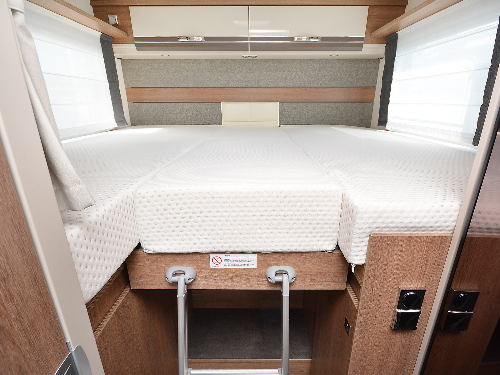 RV Camper Dethleffs RV Camper 6717 EB 2019 (11)