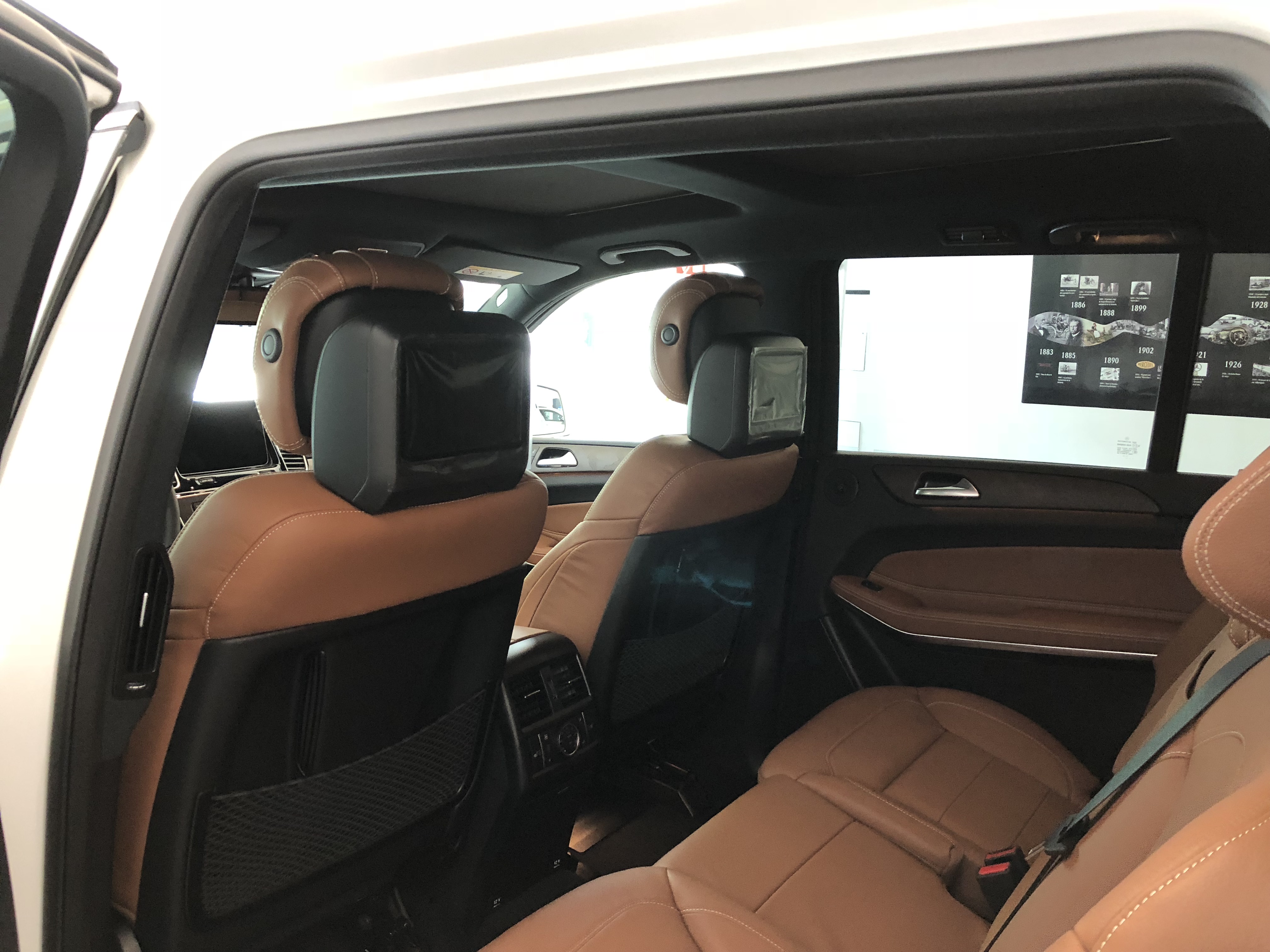 Mercedes Benz GLS 500 AMG Package 2019 (7)
