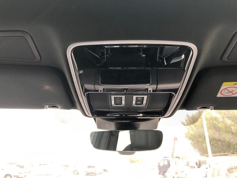 Range Rover LWB Vogue 3.0L 360ps Petrol 2020 (10)