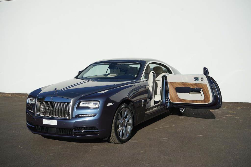 Rolls Royce Wraith Black Badge Adamas Collection 2018 (7)