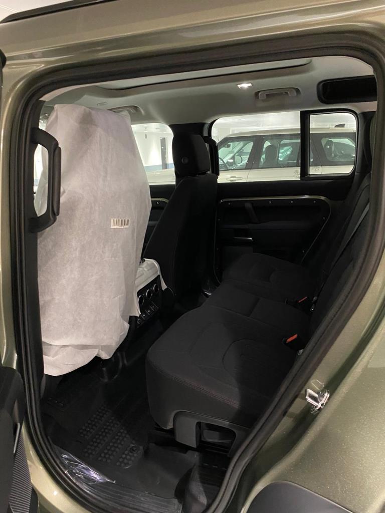 Land Rover Defender 110 3.0L P400 7-seater Petrol 2020 (15)