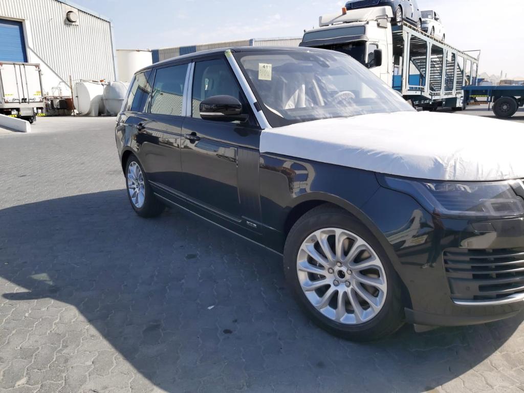 Range Rover Vogue 3.0 LWB petrol 2021 (8)
