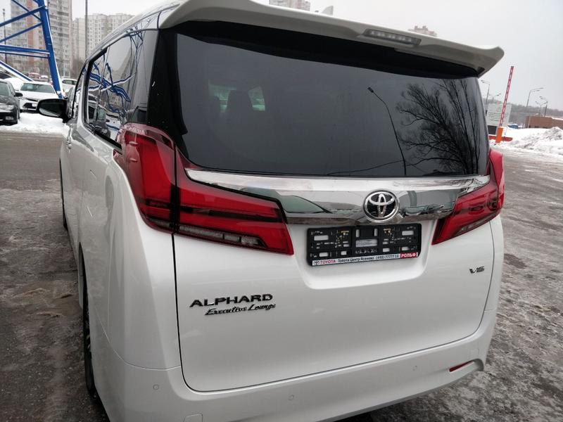 Toyota Alphard Executive Lounge 2021 (7)