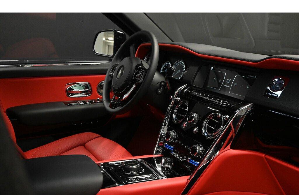 Rolls Royce Cullinan SUV 2021 (8)