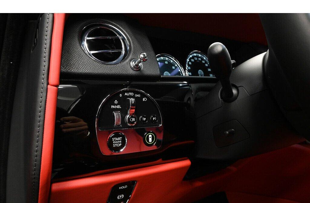 Rolls Royce Cullinan SUV 2021 (14)