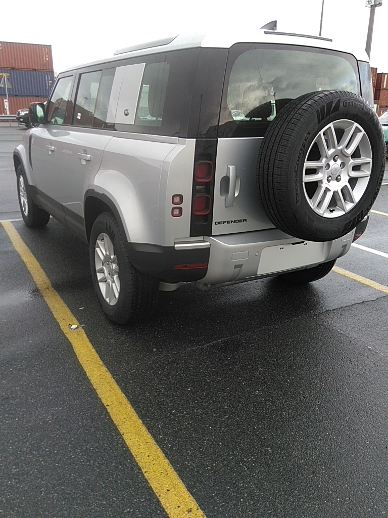 Range Rover Defender 110 S 2.0L P300 Petrol 2021 (14)