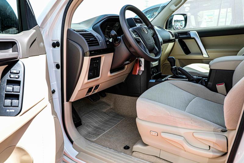 Toyota 2022 Prado 2.7 TX V4 Petrol Basic AT 2022 (16)