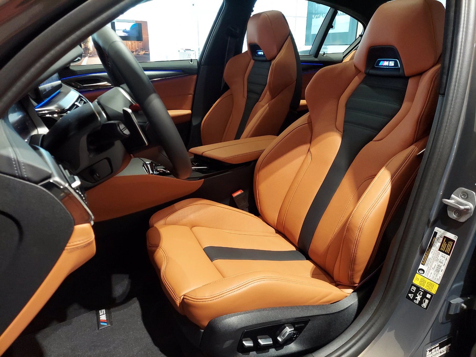 BMW M5 Competition 2022 (9)