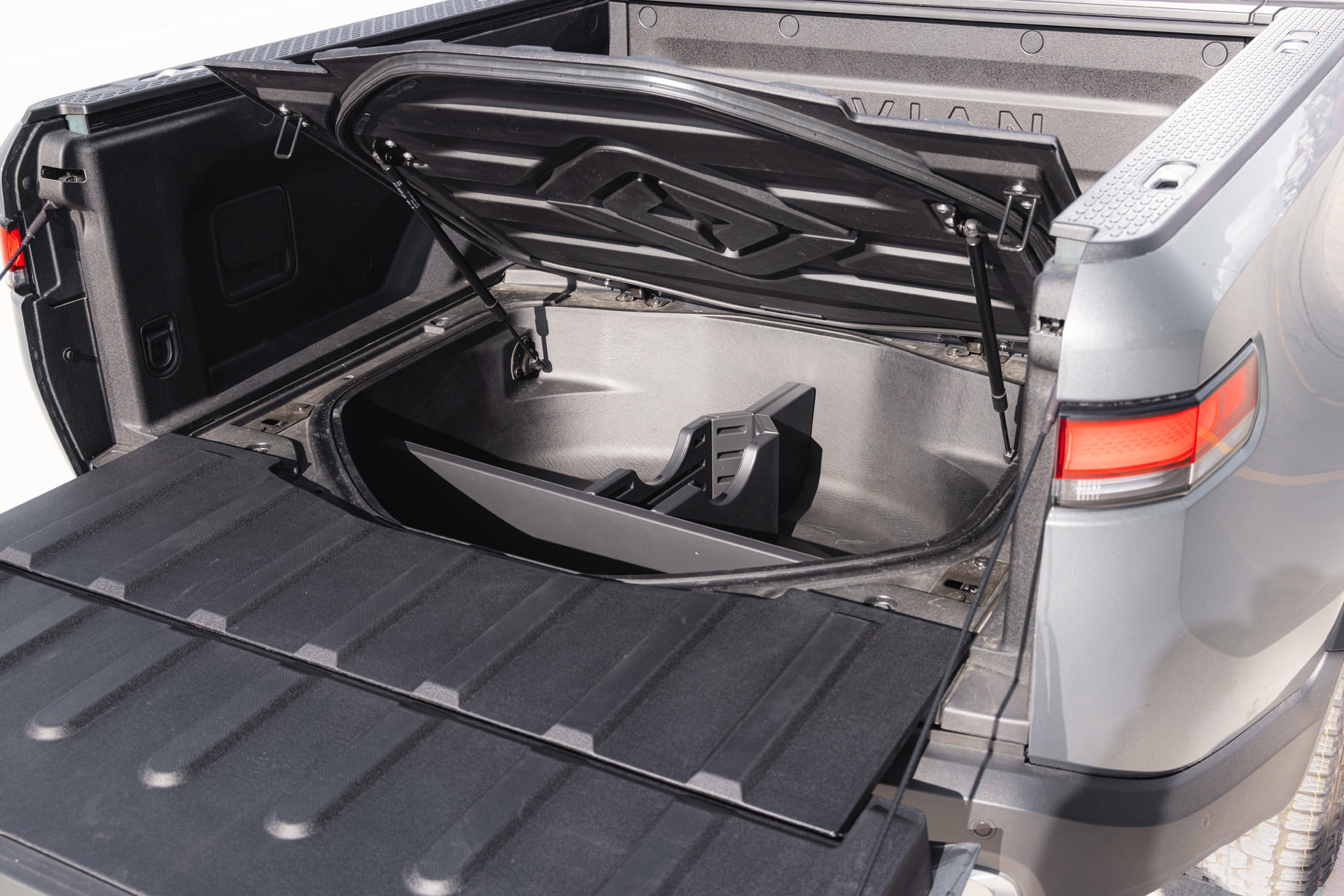 Rivian R1T Launch Edition 2022 (13)
