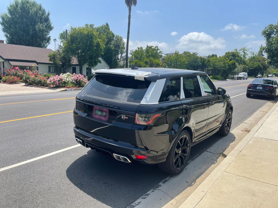 Range Rover Sport SVR 2022 (9)