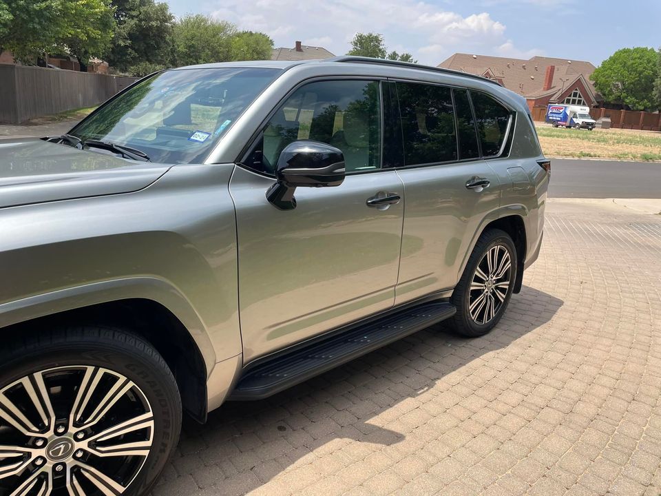Lexus LX600 Luxury 2022 (10)