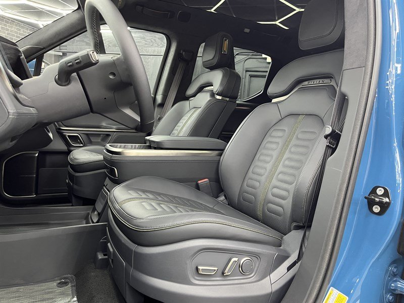 Rivian R1T Launch Edition 2022 (8)