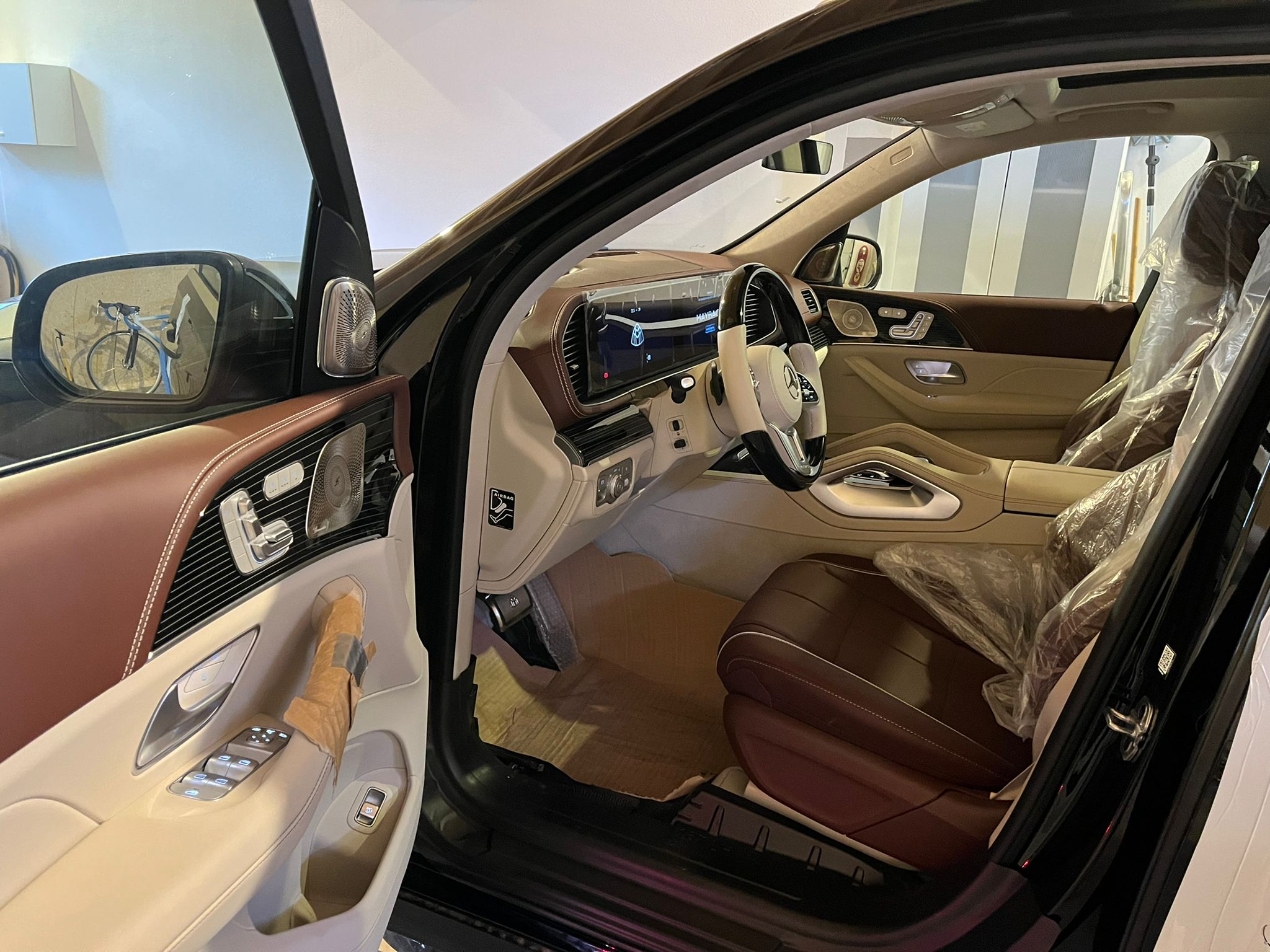 Mercedes Benz GLS600 Maybach 4MATIC 2023 (13)