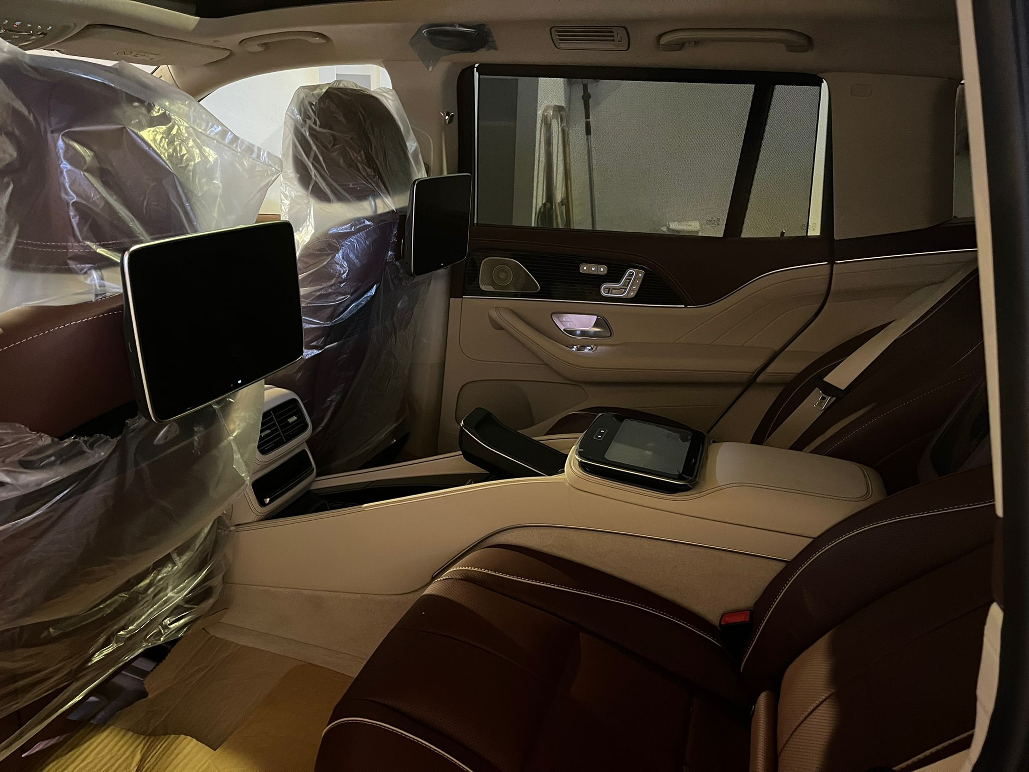 Mercedes Benz GLS600 Maybach 4MATIC 2023 (14)