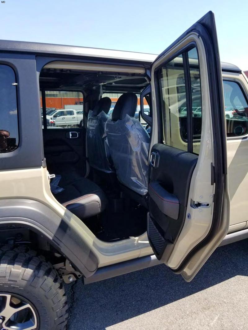 Jeep Wrangler Unlimited Rubicon 2022 (12)