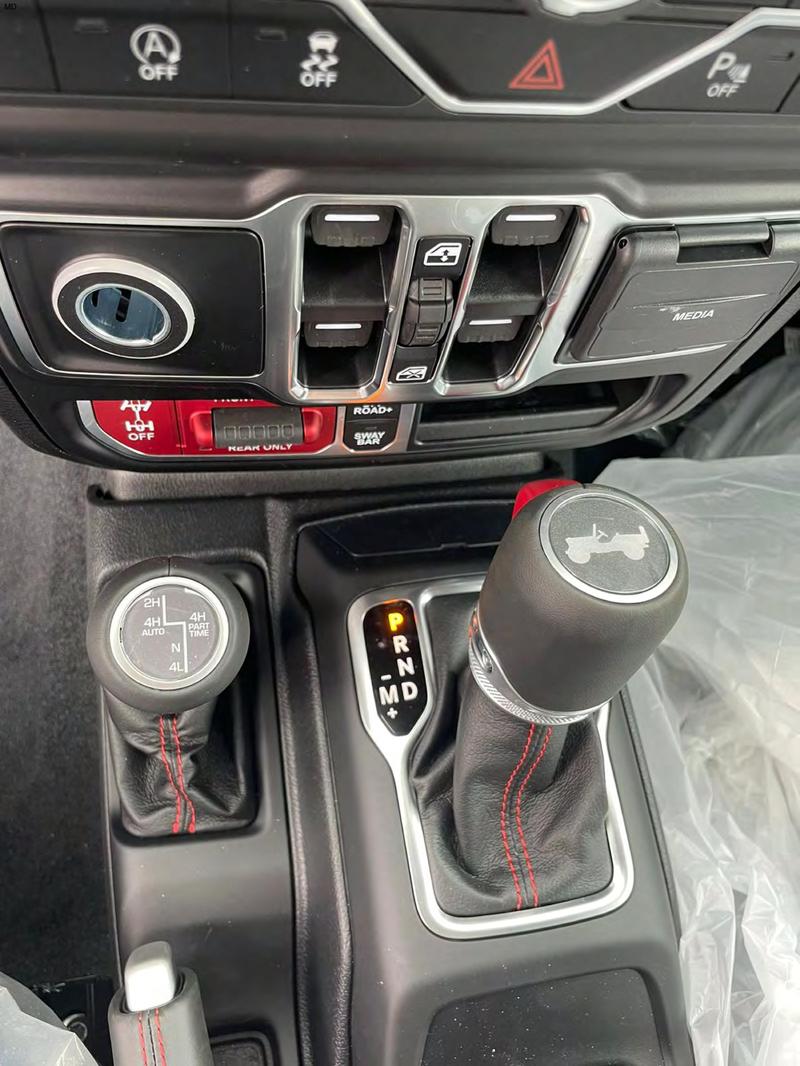 Jeep Wrangler Unlimited Rubicon 2022 (14)