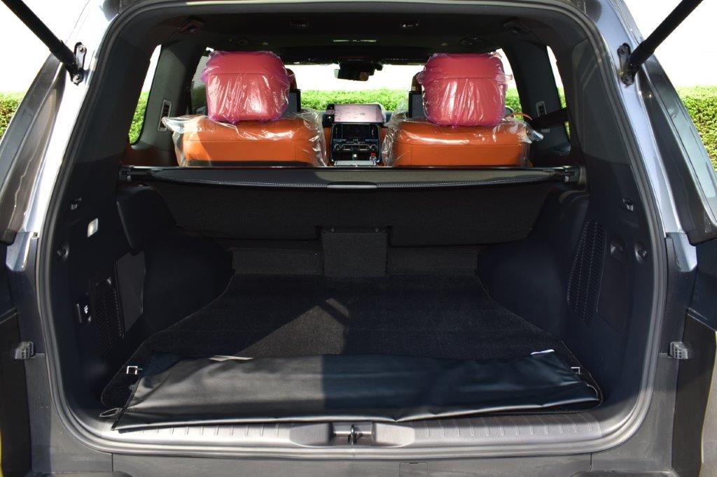 Lexus LX600 VIP V6 3.5L 2023 (7)