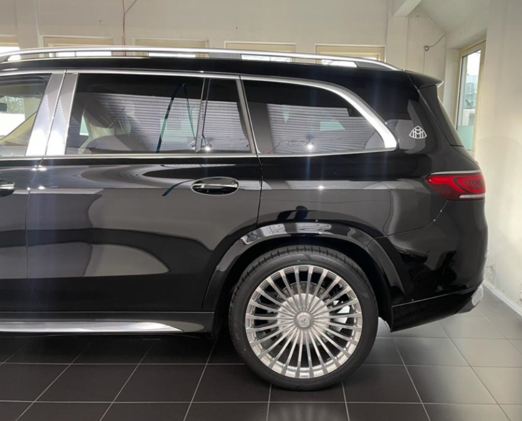 Mercedes Benz Maybach Gls 600 4Matic 2023 (7)