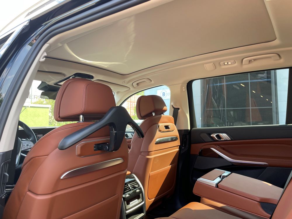 BMW X7 40i 381HP NEW 2023 (7)