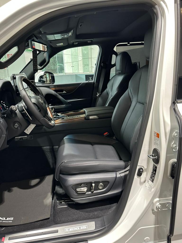 Lexus LX600 Luxury 3,5l 409HP NEW 2024 (10)