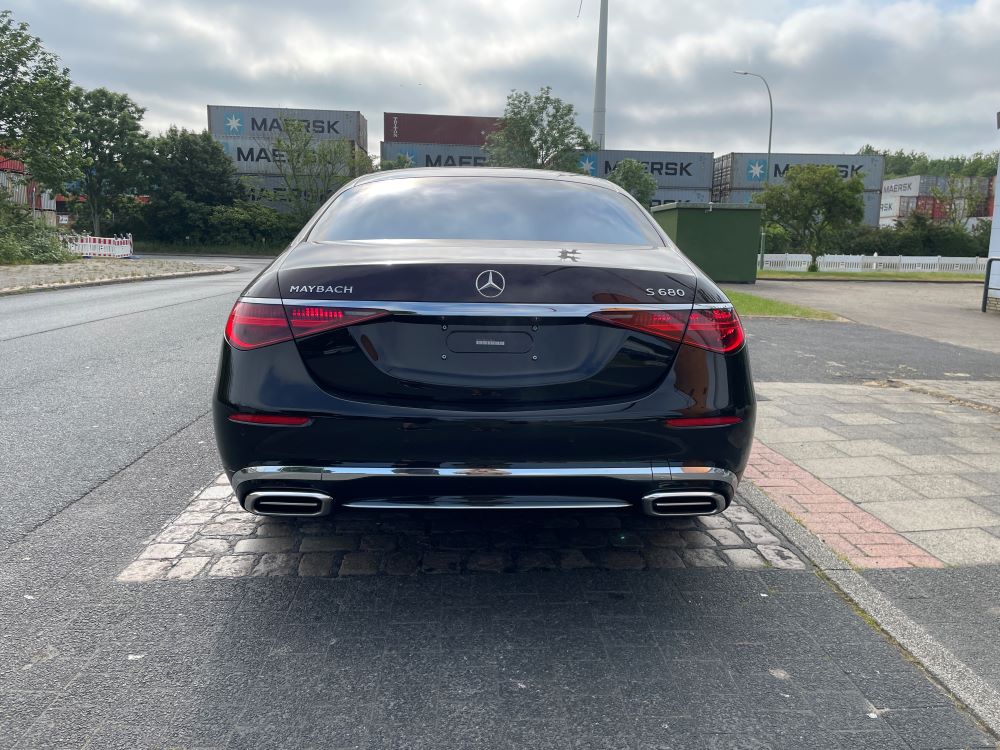 Mercedes Benz S680 Maybach V12 4matic 2023 (12)