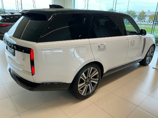 Range Rover P530 SV LWB 2024 (9)